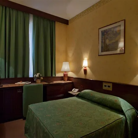 Hotel Leonardo Da Vinci 3*