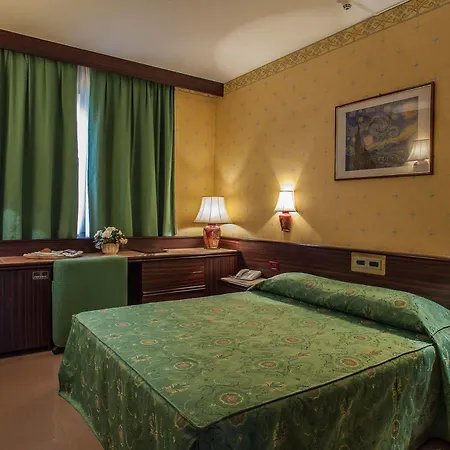 Hotel Leonardo Da Vinci 3*