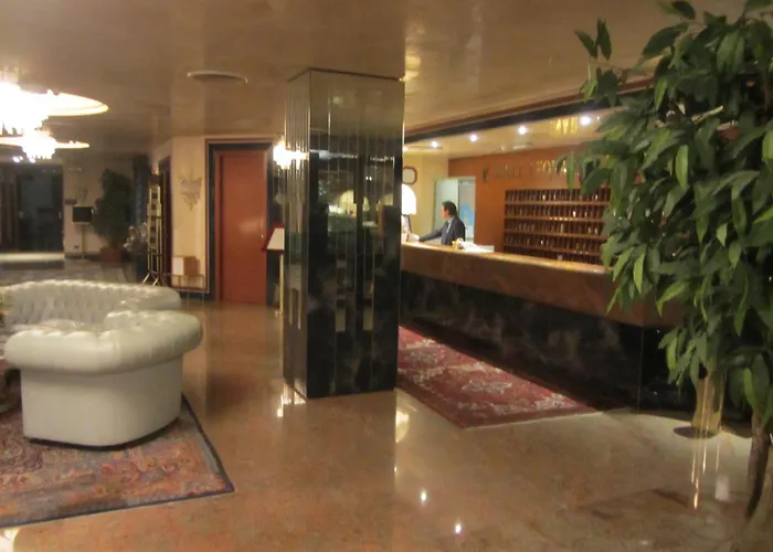 Hotell Leonardo Da Vinci 3*