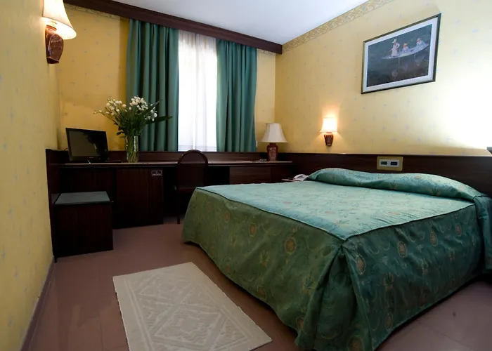 Hotel Leonardo Da Vinci 3*