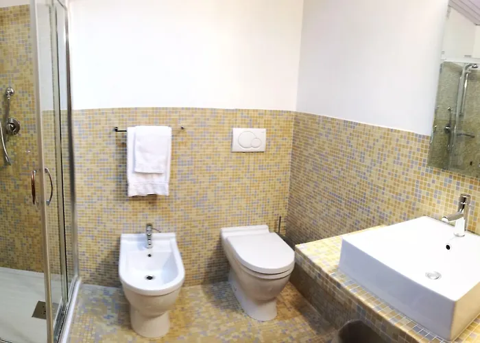 Leonardo Da Vinci Hotel 3*