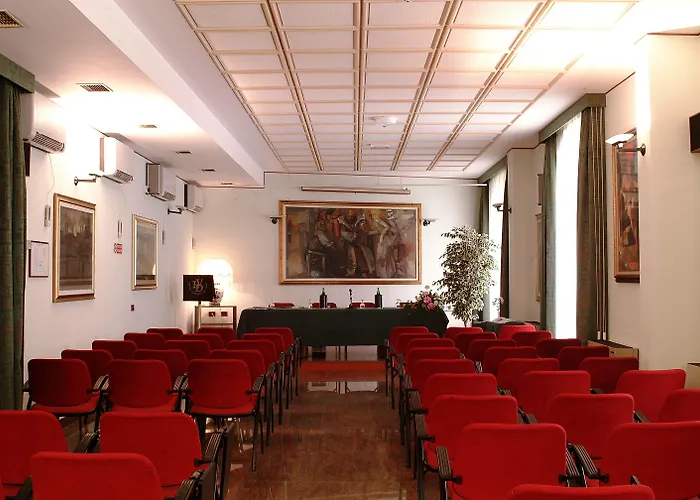 Hotel Leonardo Da Vinci 3*