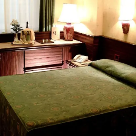 Hotell Leonardo Da Vinci Sassari
