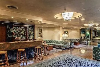 Leonardo Da Vinci Hotel 3*