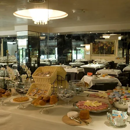 Leonardo Da Vinci Hotell 3*