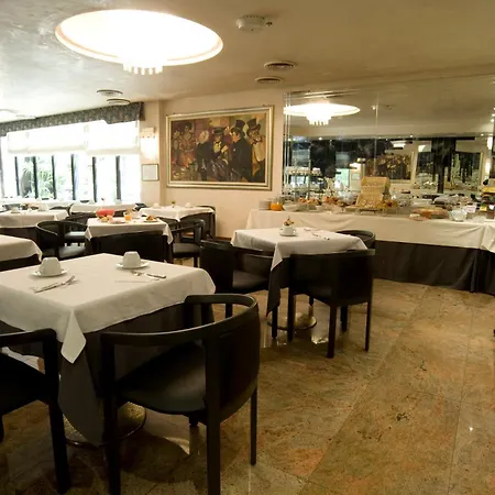 ホテル Leonardo Da Vinci 3*