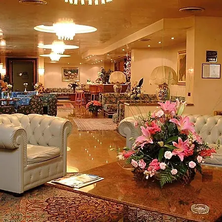 Hotel Leonardo Da Vinci 3*