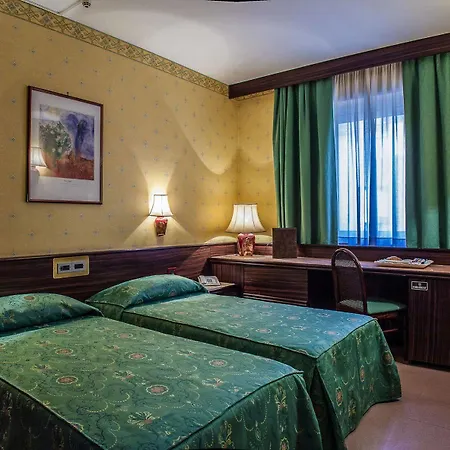 Leonardo Da Vinci Hotell Sassari